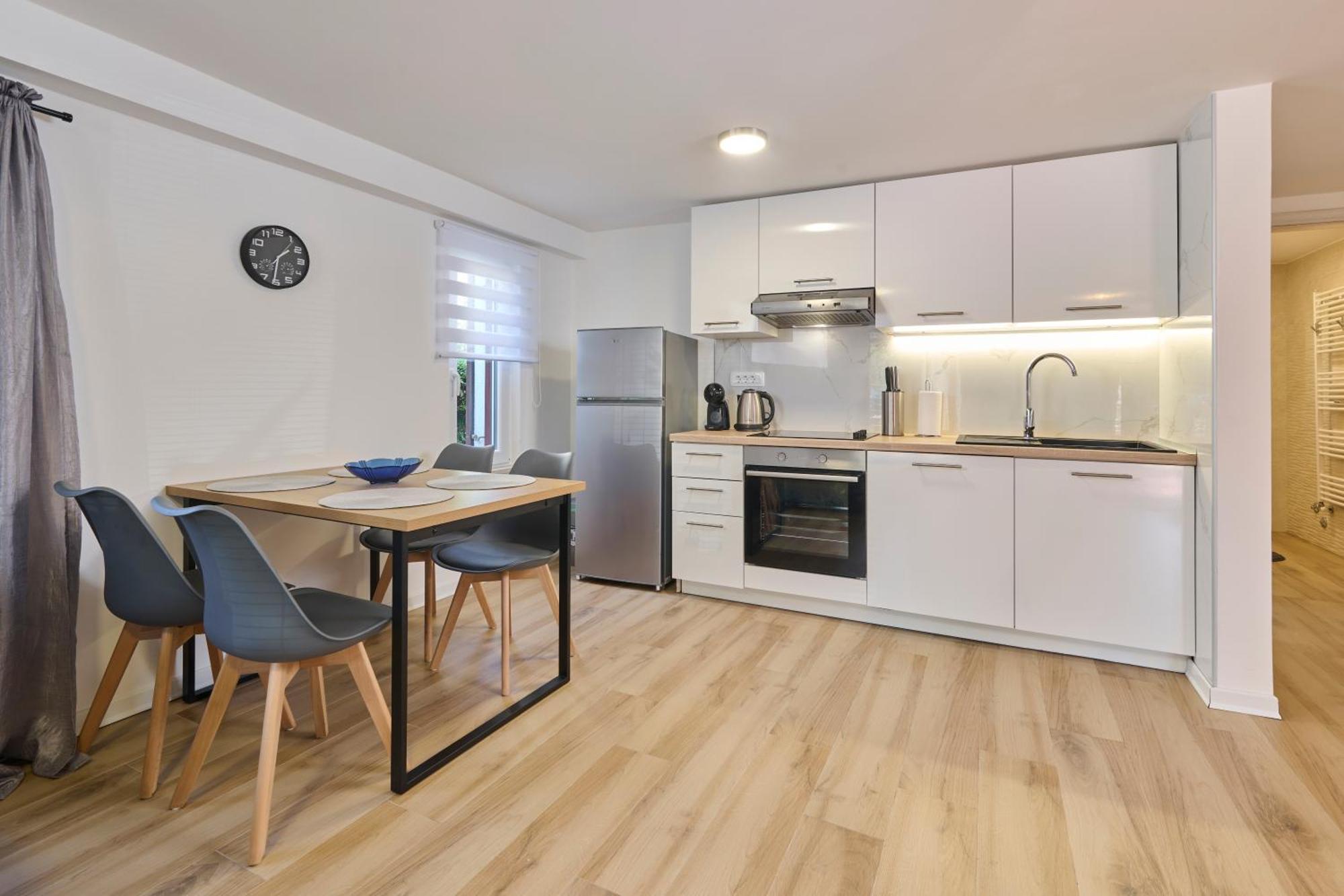 Belvedere Apartments Умаг Екстериор снимка