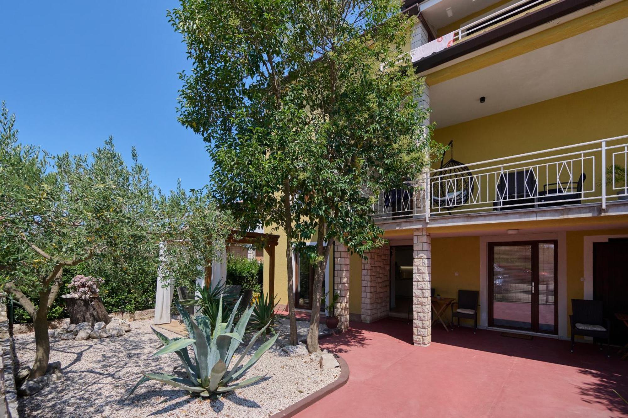 Belvedere Apartments Умаг Екстериор снимка
